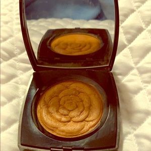 Chanel Illuminating Powder